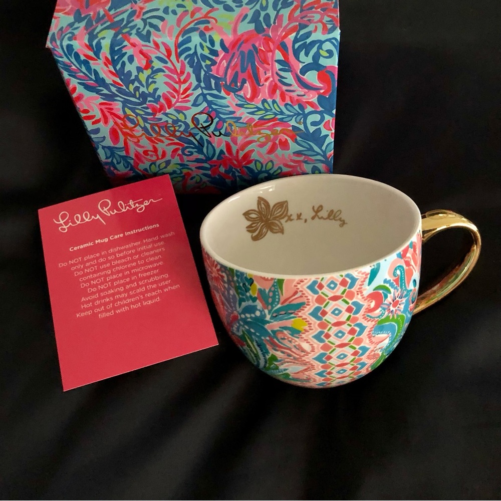 Lilly Pulitzer Extra Large Ceramic Mug Turquoise Oasis, with Gold handle!